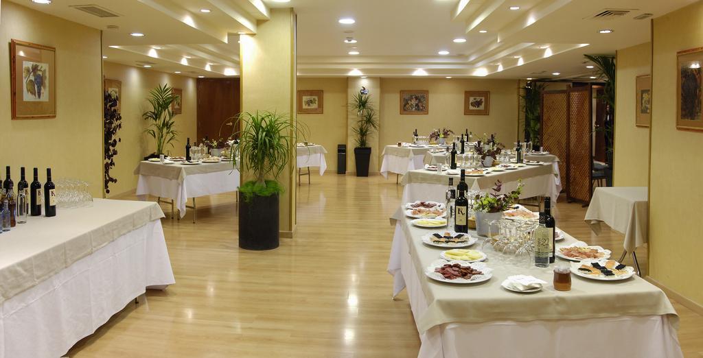 Hotel Gran Via Logrono Bagian luar foto